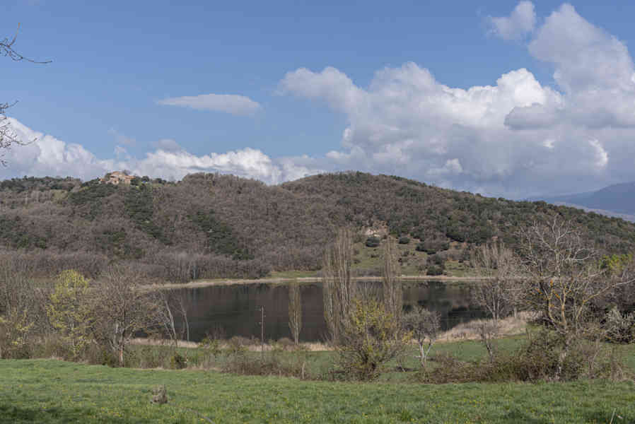 Lleida - lago de Montcortés 1.jpg